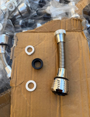 360° Rotatable Kitchen Faucet – Anti-Splash Shower Tap